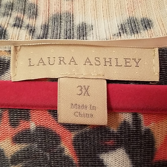 Sweater - Picture 2 of 3